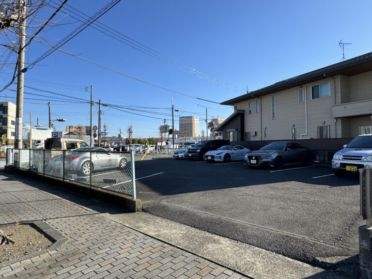 ㊿林月極駐車場