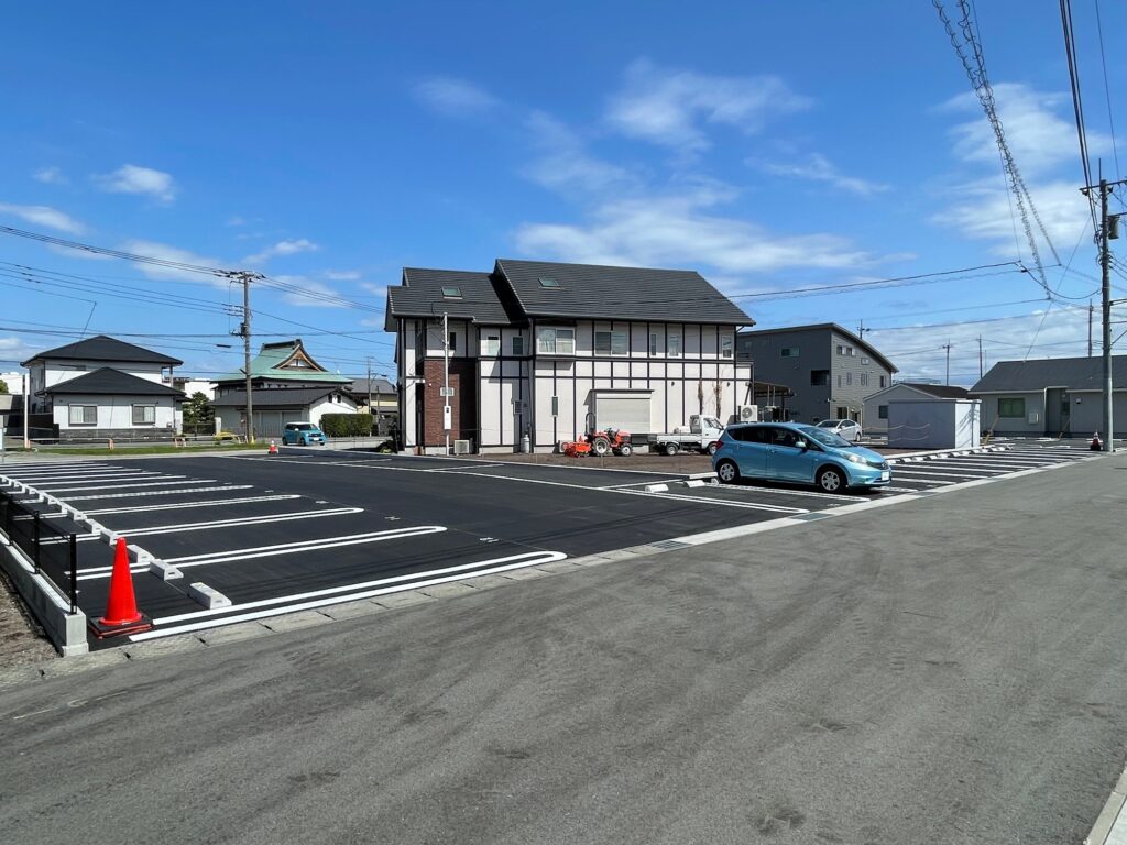 ⑯和田パーキング