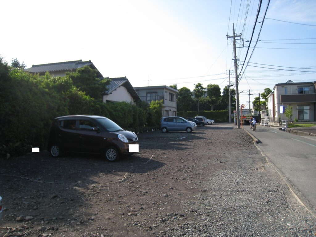 ⑭外山月極駐車場